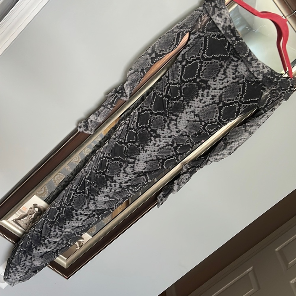 Missguided off the shoulder bardot mid maxi ruched dress size US 4 snakeprint